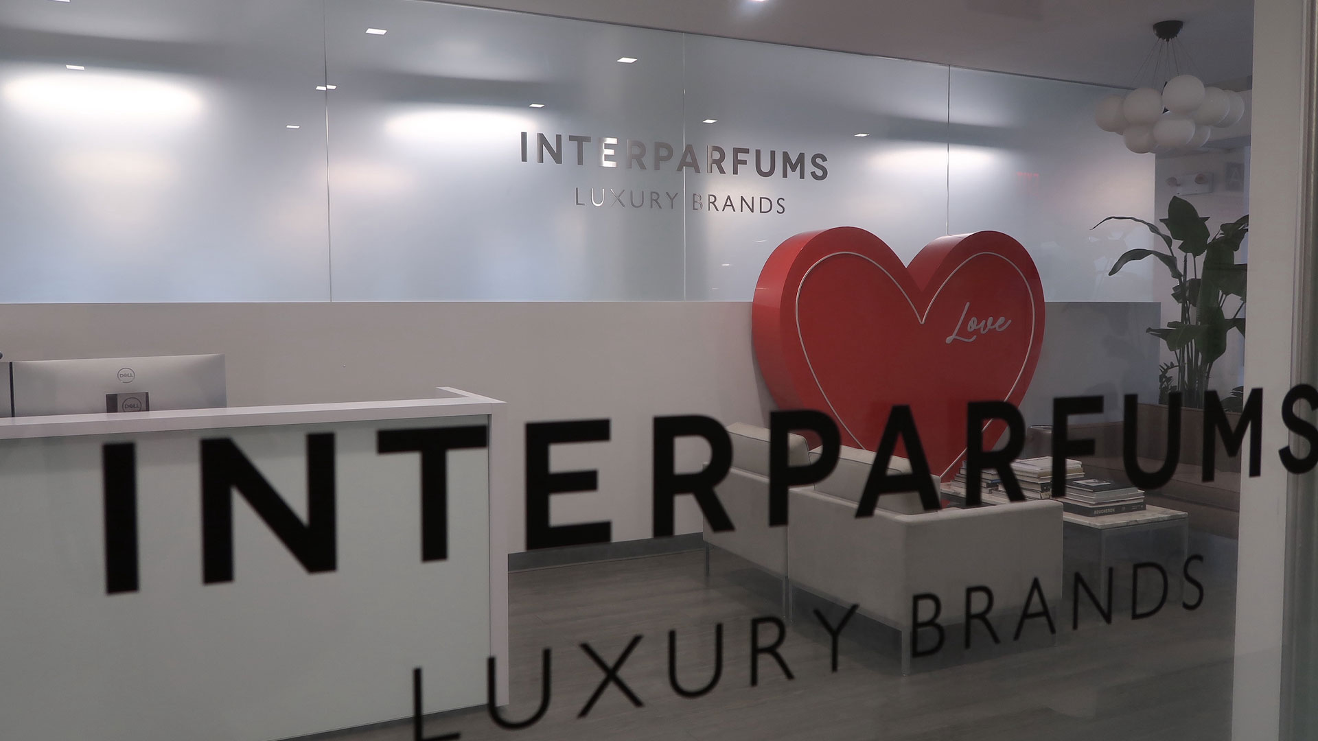interparfums-luxury-brands-1